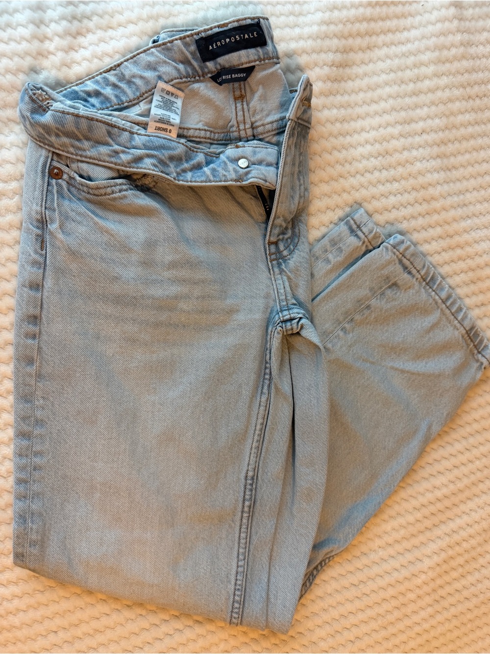 Aeropostale Low Rise Baggy 0 Short Jeans
